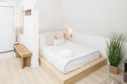 Luxury Studio Downtown with soaking tub