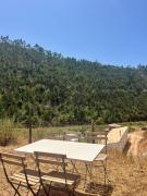 Cosy Nature Yurt Retreat in the Algarve Countryside