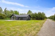 New Inviting Holiday Home Near Beach And Nature