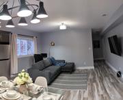 Bright & Spacious 2-BDR apt in Kenmount