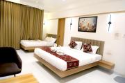 Top Ellora