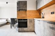 6 Studios 6 Bathrooms 2 Levels Kitchens