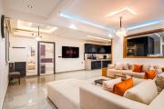 Spacious 3BR Marina 2 min to the beach