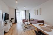 DUO Apartment - Free Garage Parking