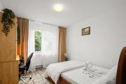 Central Cozy 3BR with Balcony & Free Parking