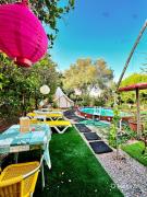 Bell Tent Lovers by Casa das Artes