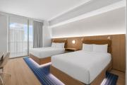 1905 Hotel Style Studio with Balcony and Pool in Downtown Miami