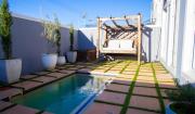 Stylish, Well Equipped Family Home in Quiet Claremont with Mountain Views