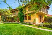 Traditional Karst House Rozina with Garden - Happy Rentals