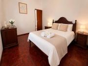 Casa Olivia, Holiday Home with Large Terrace near Faro Beach