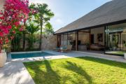 Designer 4BR Villa with Pool - Berawa - Umalas