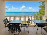 Maxwell Beach Escape 2- Beachfront & Resort Access