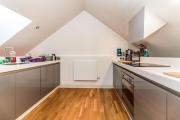 Salford Sunshine Apartment with 2 Bedrooms