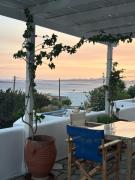 Top Aliki
