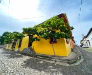 Top Suchitoto