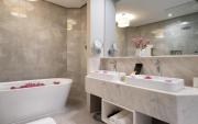 The Royal Family Suites by Memoire Palace Resort & Spa