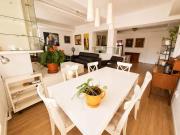 Ultracentral Vintage Apartment 3BR Ultracentral Vintage Apartment 3BR