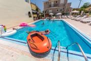 Top Kavos