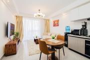 Cool 1 BR on 16th floor, Westlands with pool & gym