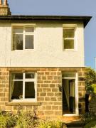 Furnished 3BR House - Free Parking, WiFi, Kitchen
