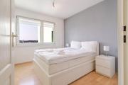 Sosnowiec Central Apartment by BookingHost