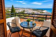 Ocean View Apt , Old Town, Walk to Beach & Restaurants