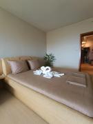 Above the Sea Apartment