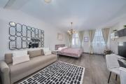 Laurinska Avenue Studio for 4