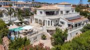 Casa de los Sueños by Mabiente Properties