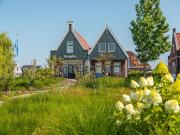 Holiday Home in Uitdam near Markermeer