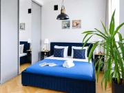 Quiet City Apartment for 4
