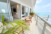 Sunset Oceanfront+ Gym Jacuzzi