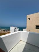 Top Azla