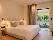 Manto Boutique Studio, walk to the Acropolis