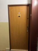 Tichý priestranný apartmán s parkovaním