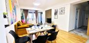 2-Bedroom apartment near center with private parking