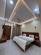 Top Orchha