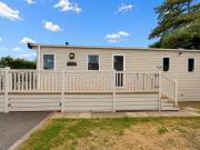 Brilliant 8 Berth Caravan Near Walton-On-The-Naze In Essex, Ref 17023Nm