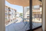 Polacos Residence by LovelyStay