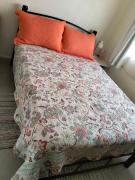 Apt with Kitchen, private BTH & WiFi, Up to 3 Guests