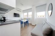 Via Appia New Modern Flat - Near Metro San Giovanni