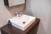 New,Luxury apt 1min walk trn station,6min to Namba