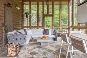 Mountain Escape with Screened Porch Fire Pit