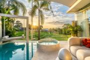 3BR Villa Illusion with Sauna, Jacuzzi, Rice Field view, Canggu