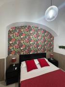 Top Naples