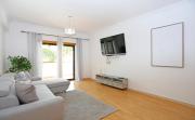 B84 - Lagos Urbe Holiday Apartment