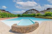 Villetta con 2 Piscine, giardino, parking Sirmione
