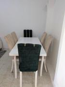 Spacious 2-Bed Apartment Megrine Chaker, Fast 5G Wi-Fi