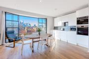 Amazing 1BDRM Apt with Stunning Views over City