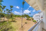 Beachfront with resort pool - Glitter Bay 314